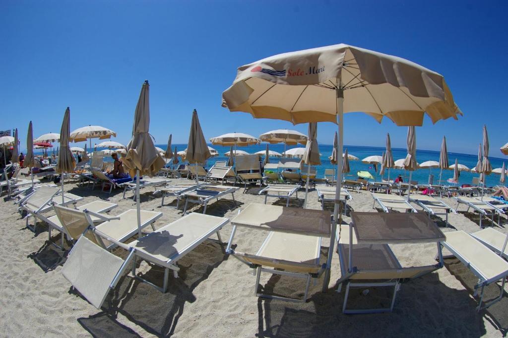 Solemare Club Village Capo Vaticano Luaran gambar